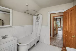 1714 Hewitt Ave, Saint Paul, MN 55104 - Photo 21