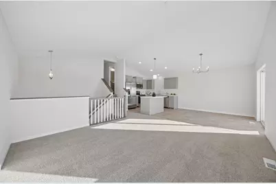1102 45th Avenue NE, Saint Cloud, MN 56304 - Photo 5