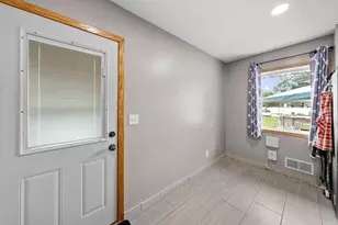 10816 Stanley Ave S, Bloomington, MN 55437 - Photo 11