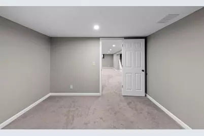 10816 Stanley Avenue S, Bloomington, MN 55437 - Photo 45
