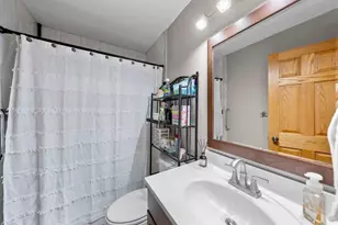 10816 Stanley Ave S, Bloomington, MN 55437 - Photo 23