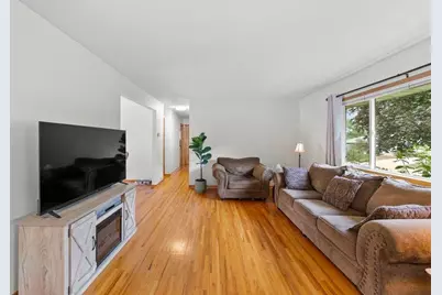 10816 Stanley Avenue S, Bloomington, MN 55437 - Photo 7