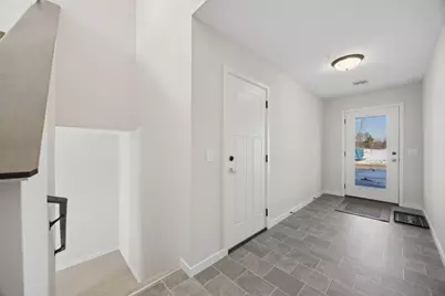 1104 45th Avenue NE, Saint Cloud, MN 56304 - Photo 3