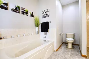 1901 16th St SW, Austin, MN 55912 - Photo 19