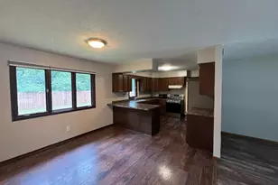 829 10th St SW, Wadena, MN 56482 - Photo 13