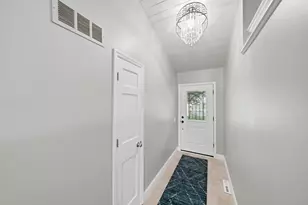 1831 Koehnen Circle, Excelsior, MN 55331 - Photo 5