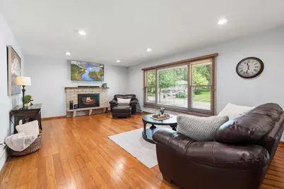 9131 Annapolis Lane N, Maple Grove, MN 55369 - Photo 5