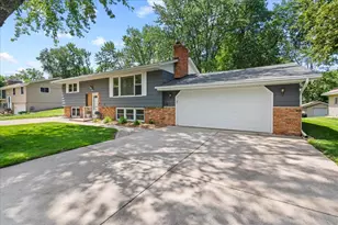 9131 Annapolis Ln N, Maple Grove, MN 55369 - Photo 3