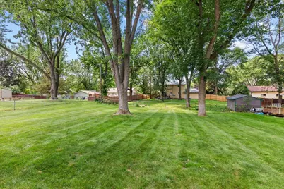 9131 Annapolis Lane N, Maple Grove, MN 55369 - Photo 33