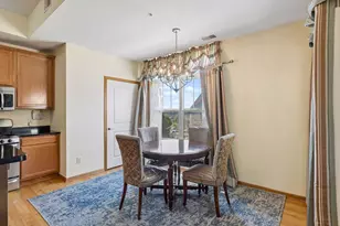 1244 County Rd D E, Maplewood, MN 55109 - Photo 11
