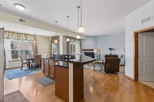 1244 County Rd D E, Maplewood, MN 55109 - Photo 9