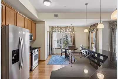 1244 County Road D E #102, Maplewood, MN 55109 - Photo 7