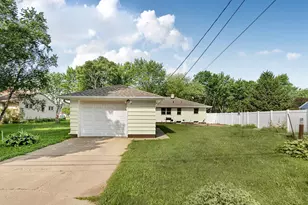 916 River Ave S, Sauk Rapids, MN 56379 - Photo 27