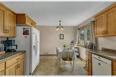 916 River Avenue S, Sauk Rapids, MN 56379 - Photo 7