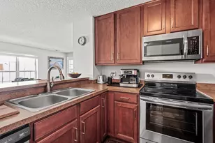 6020 Chasewood Pkwy, Minnetonka, MN 55343 - Photo 1