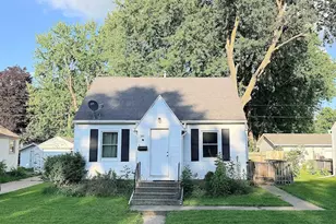 506 St Peter Ave, Albert Lea, MN 56007 - Photo 1