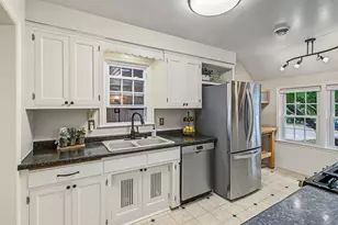 1947 Arona St, Roseville, MN 55113 - Photo 7