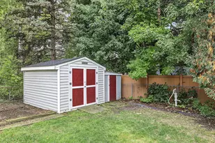 1947 Arona St, Roseville, MN 55113 - Photo 37