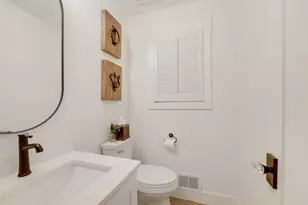 15801 Day Pl, Minnetonka, MN 55345 - Photo 19