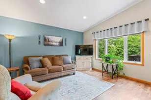 450 Lally Ct, Zumbrota, MN 55992 - Photo 11