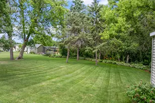 450 Lally Ct, Zumbrota, MN 55992 - Photo 5