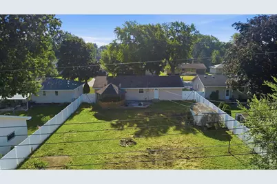 924 Fuller Street S, Shakopee, MN 55379 - Photo 33