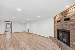 924 Fuller St S, Shakopee, MN 55379 - Photo 27