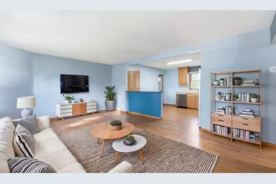 924 Fuller Street S, Shakopee, MN 55379 - Photo 5