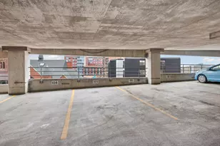 66 9th St E, Saint Paul, MN 55101 - Photo 29