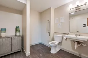 66 9th St E, Saint Paul, MN 55101 - Photo 25