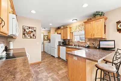 1423 County Road Gg, New Richmond, WI 54017 - Photo 13