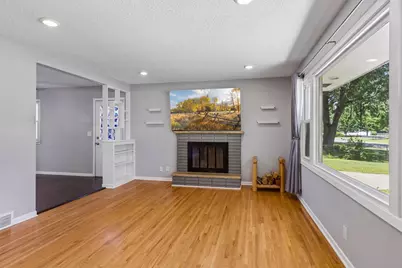 6625 Wyoming Avenue N, Brooklyn Park, MN 55428 - Photo 9