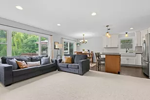 8648 N Zinnia Way, Maple Grove, MN 55369 - Photo 9