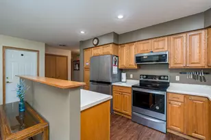 1355 Adams St, Mankato, MN 56001 - Photo 13