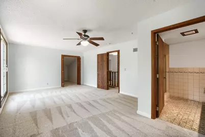 9200 Harkness Avenue S, Cottage Grove, MN 55016 - Photo 5
