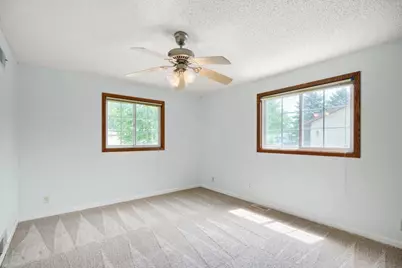 9200 Harkness Avenue S, Cottage Grove, MN 55016 - Photo 9
