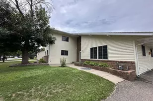 9200 Harkness Ave S, Cottage Grove, MN 55016 - Photo 1
