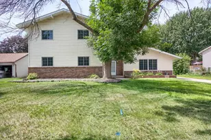 9200 Harkness Ave S, Cottage Grove, MN 55016 - Photo 17