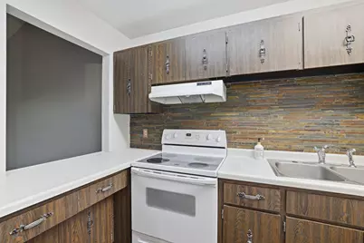 4120 Parklawn Avenue #325, Edina, MN 55435 - Photo 9