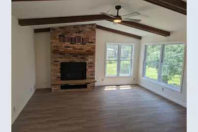 215 Madison Avenue SW, Wadena, MN 56482 - Photo 11