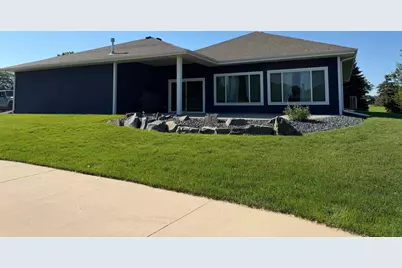 1740 Bay Oaks Drive, Albert Lea, MN 56007 - Photo 3