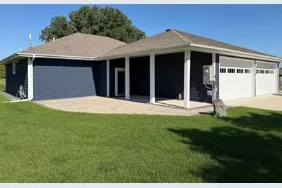 1740 Bay Oaks Drive, Albert Lea, MN 56007 - Photo 5