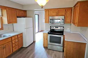 7613 Fairfield Rd, Brooklyn Park, MN 55444 - Photo 7