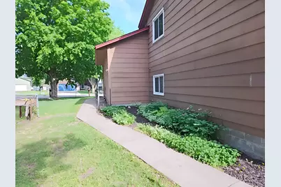 7613 Fairfield Road, Brooklyn Park, MN 55444 - Photo 39