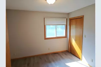 7613 Fairfield Road, Brooklyn Park, MN 55444 - Photo 23