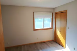 7613 Fairfield Rd, Brooklyn Park, MN 55444 - Photo 23