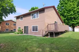 7613 Fairfield Rd, Brooklyn Park, MN 55444 - Photo 41
