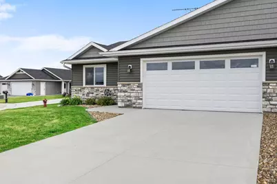 885 Tall Grass Court, Wanamingo, MN 55983 - Photo 5