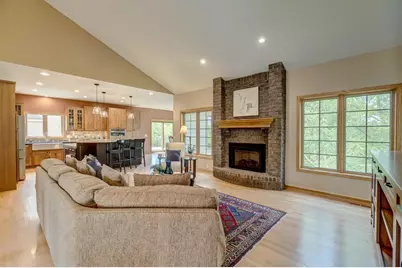 5619 Cottonwood Court, Shoreview, MN 55126 - Photo 7