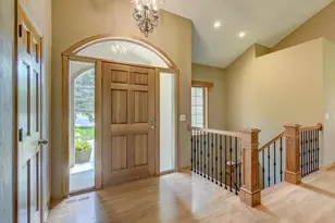 5619 Cottonwood Ct, Shoreview, MN 55126 - Photo 5